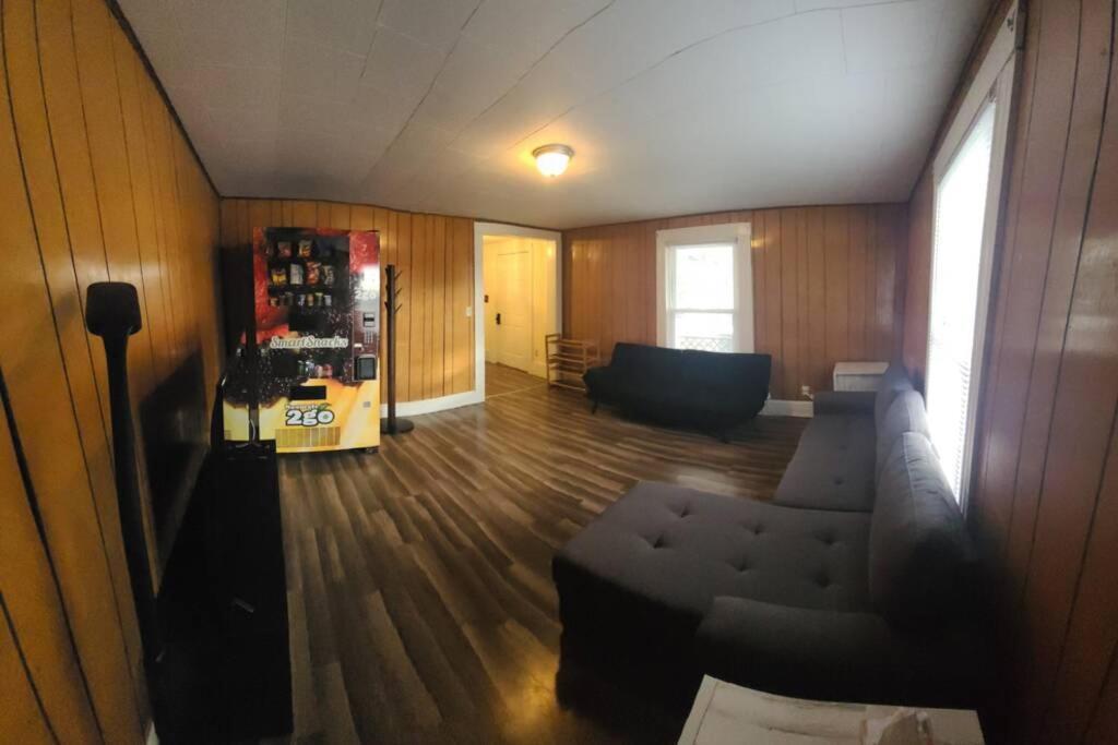 The Dragon'S Den 5 Bedroom House 1 Mile To Main St Tazewell ภายนอก รูปภาพ